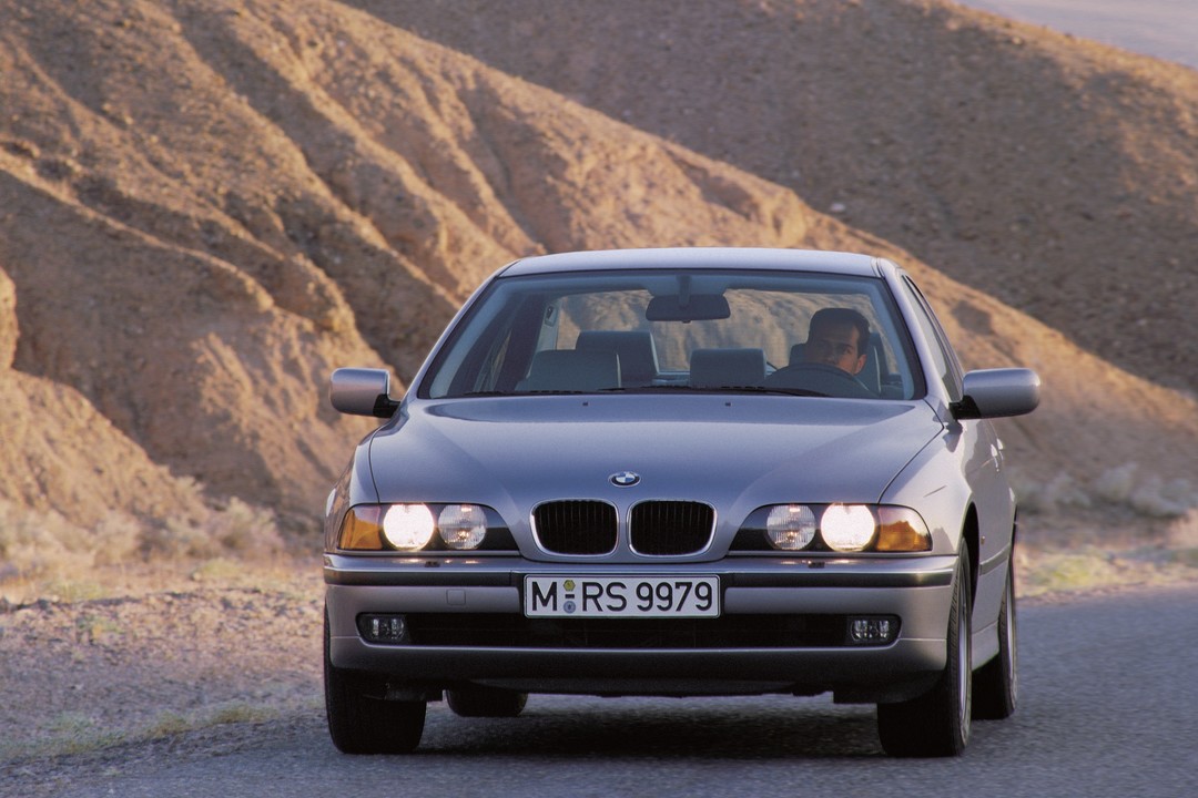 1995-2003 DPC EPH-Abschaltung komplett AHK & ES7 BMW 5er 5-er Limousine E39 Bj 